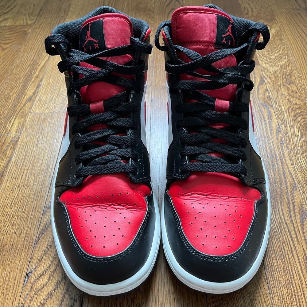 Jordan Athletic Shoes in Black and Red